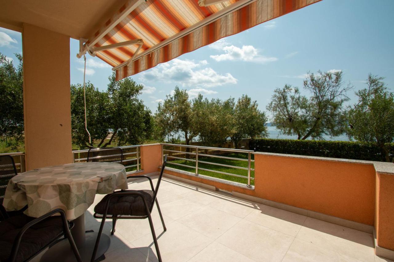 Apartments Matas Sukošan Extérieur photo