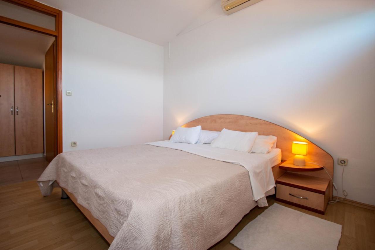 Apartments Matas Sukošan Extérieur photo