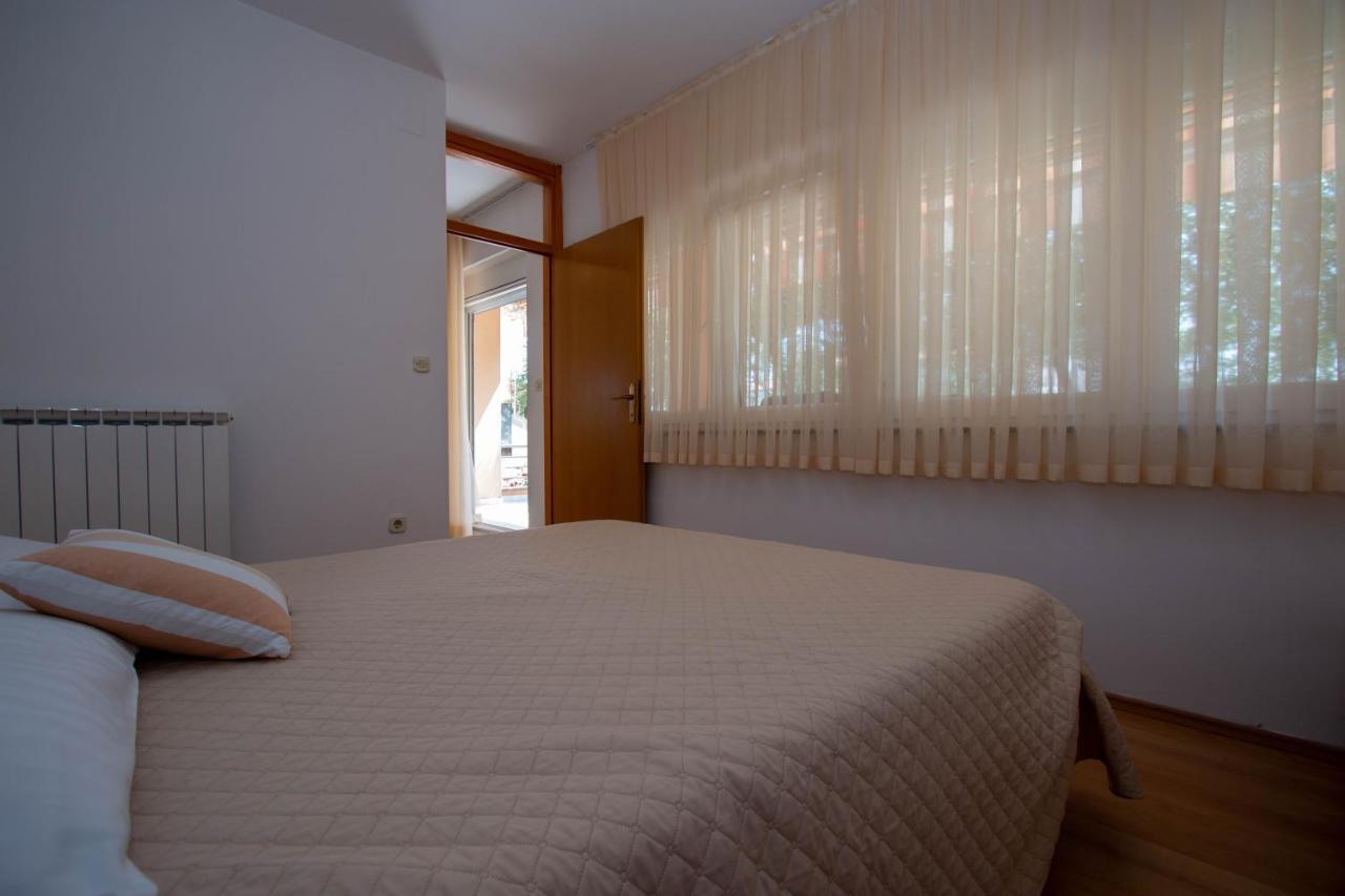 Apartments Matas Sukošan Extérieur photo