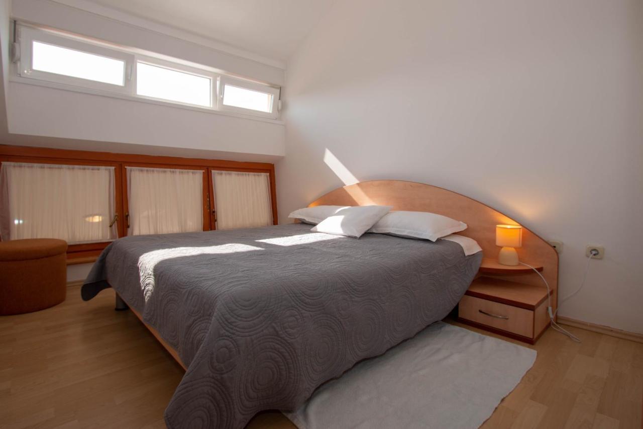 Apartments Matas Sukošan Extérieur photo
