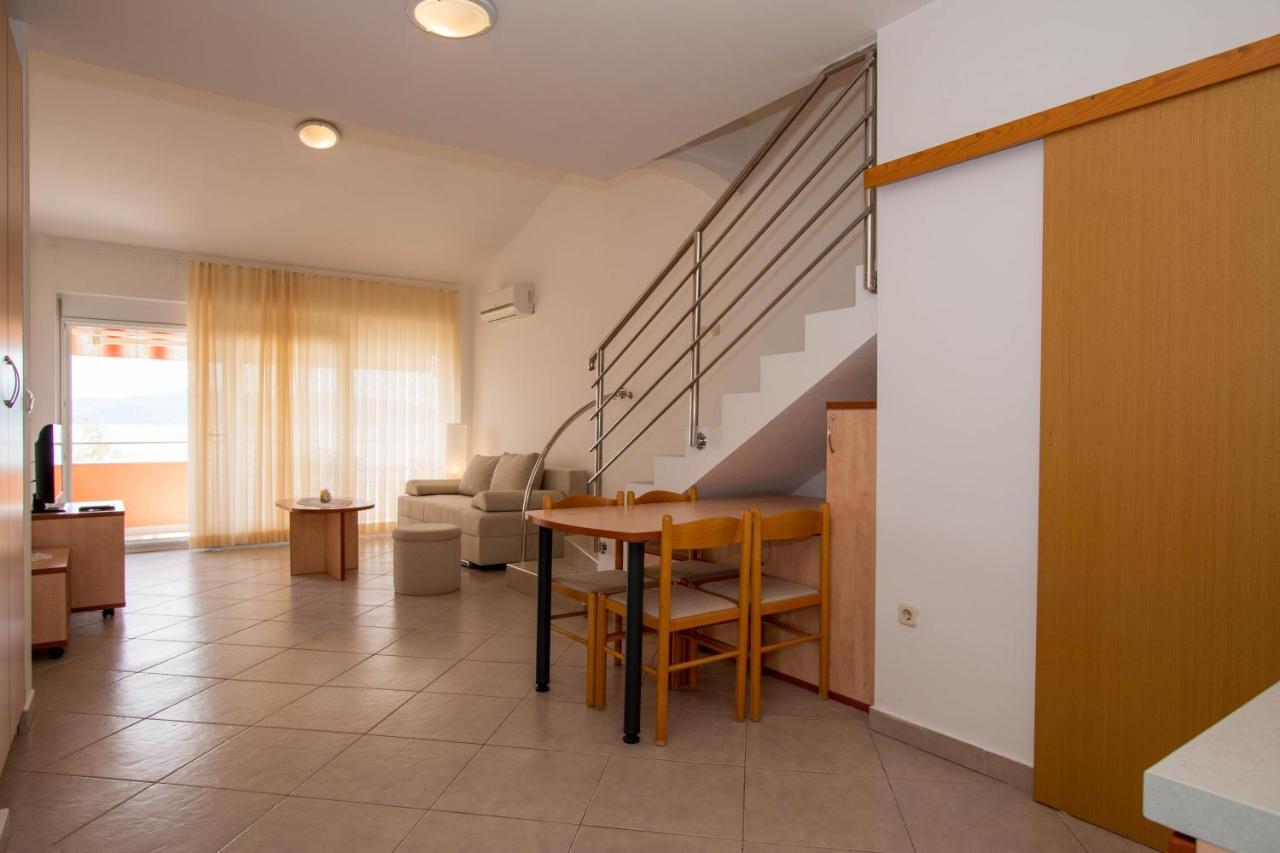 Apartments Matas Sukošan Extérieur photo